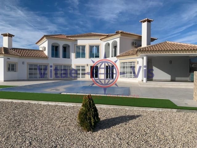 5 soverom Villa til salgs i Lorca med svømmebasseng garasje - € 675 000 (Ref: 9646033)
