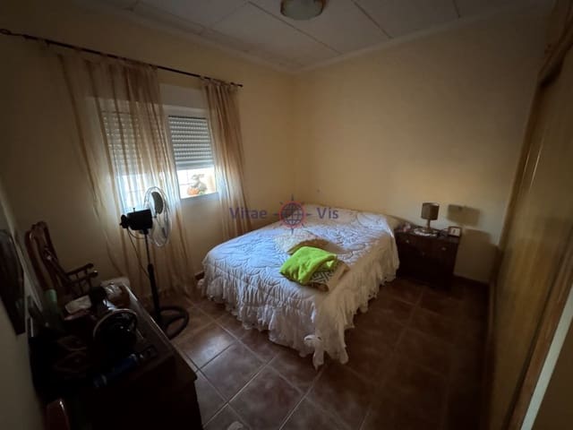 Casa de 3 habitaciones en Lorca en venta con garaje - 110.000 € (Ref: 9646036)