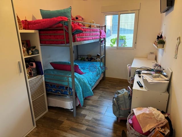 Apartamento de 2 habitaciones en Lorca en venta con garaje - 70.000 € (Ref: 9646037)