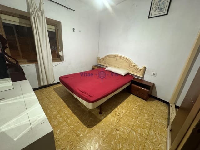 Casa de 4 habitaciones en Lorca en venta - 150.000 € (Ref: 9646041)