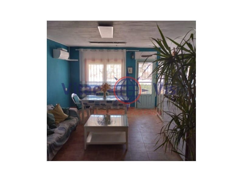 2 bedroom Apartment for sale in Calabardina with garage - € 145,000 (Ref: 9646047)