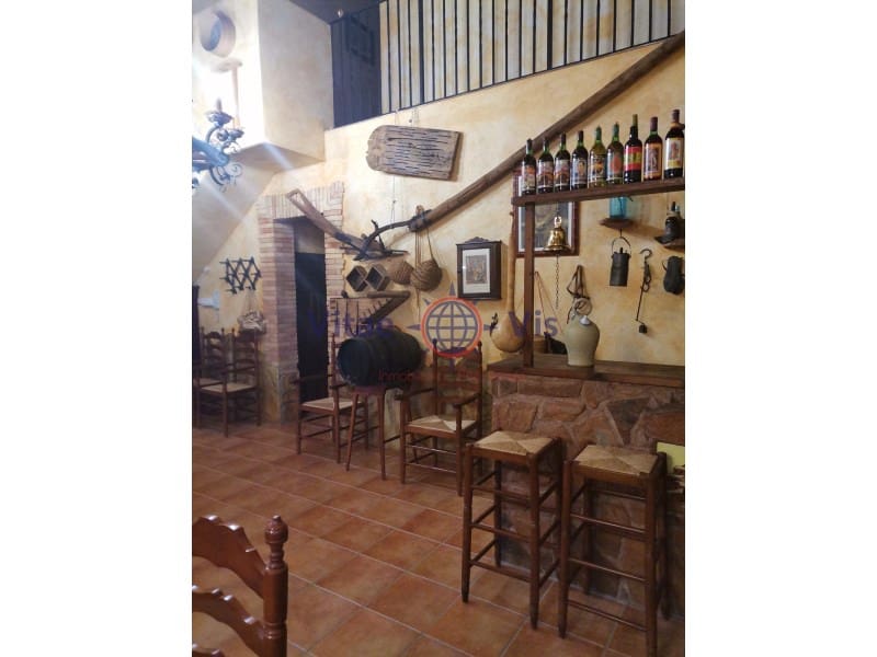 5 quarto Moradia para venda em Purias com garagem - 490 000 € (Ref: 9659233)