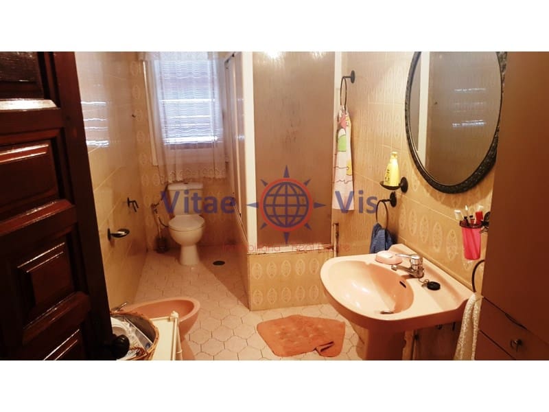 4 slaapkamer Villa te koop in Purias met garage - € 360.000 (Ref: 9666280)