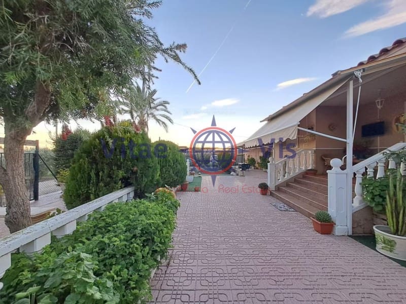 6 makuuhuone Huvila myytävänä paikassa Lorca mukana 
autotalli - 335 000 € (Ref: 9666284)