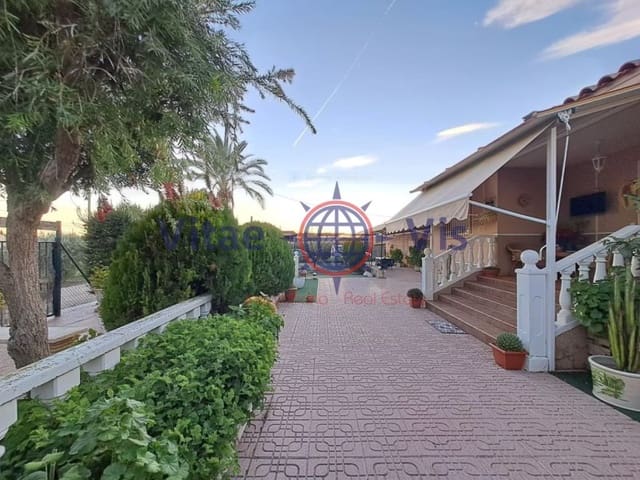 6 makuuhuone Huvila myytävänä paikassa Lorca mukana 
autotalli - 335 000 € (Ref: 9666284)