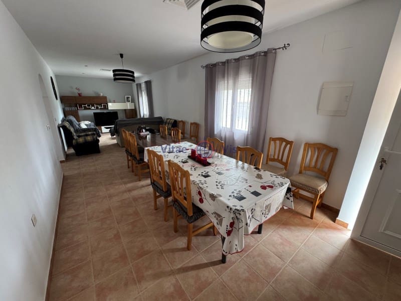 6 bedroom Villa for sale in Lorca - € 220,000 (Ref: 9726653)