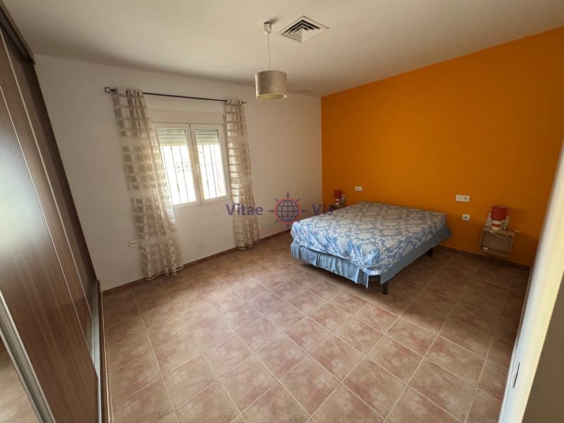 6 bedroom Villa for sale in Lorca - € 220,000 (Ref: 9726653)