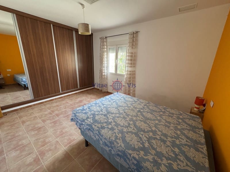 6 bedroom Villa for sale in Lorca - € 220,000 (Ref: 9726653)