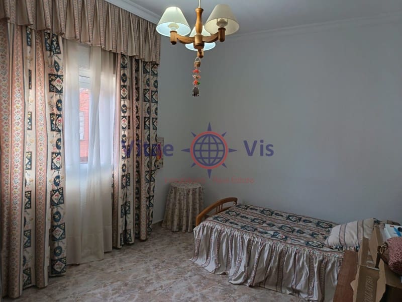 4 Zimmer Haus zu verkaufen in Lorca mit Garage - 169.500 € (Ref: 9807975)