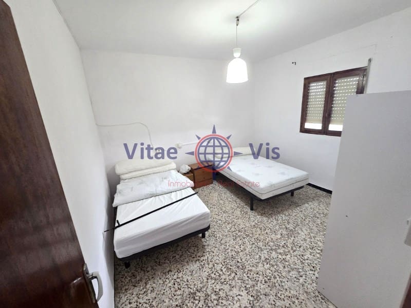 3 bedroom Finca/Country House for sale in La Hoya with garage - € 174,000 (Ref: 9811438)