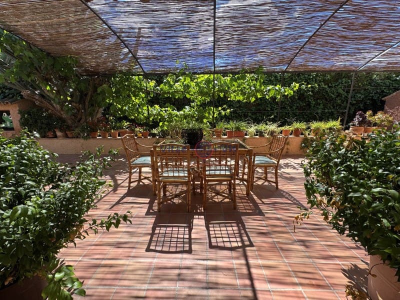 4 bedroom Villa for sale in Lorca with pool garage - € 289,000 (Ref: 9833674)