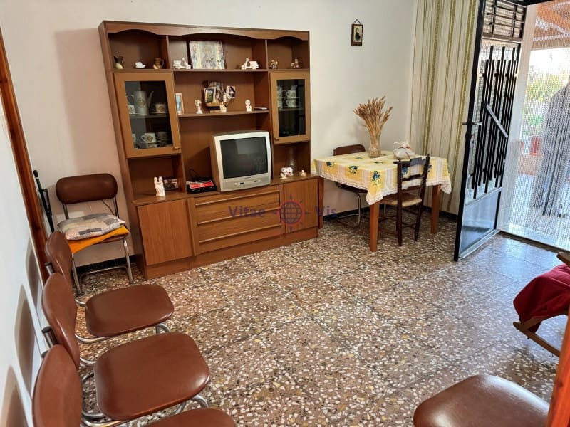 5 slaapkamer Finca/Landhuis te koop in Purias met garage - € 220.000 (Ref: 9849388)