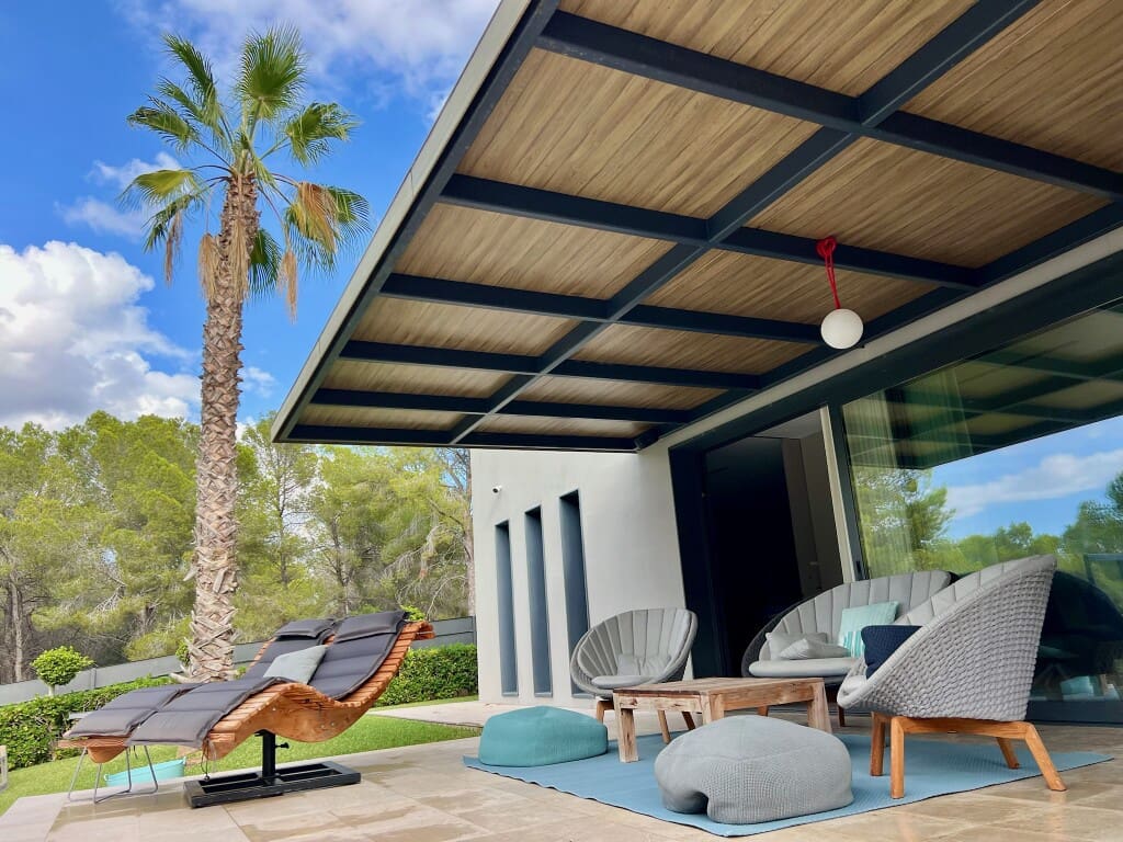 6 bedroom Villa for sale in Santa Ponsa with pool - € 4,995,000 (Ref: 10017222)