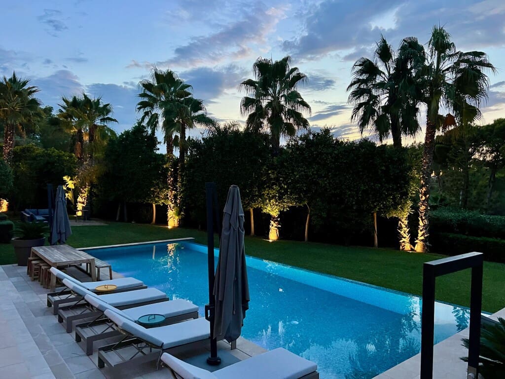 6 bedroom Villa for sale in Santa Ponsa with pool - € 4,995,000 (Ref: 10017222)