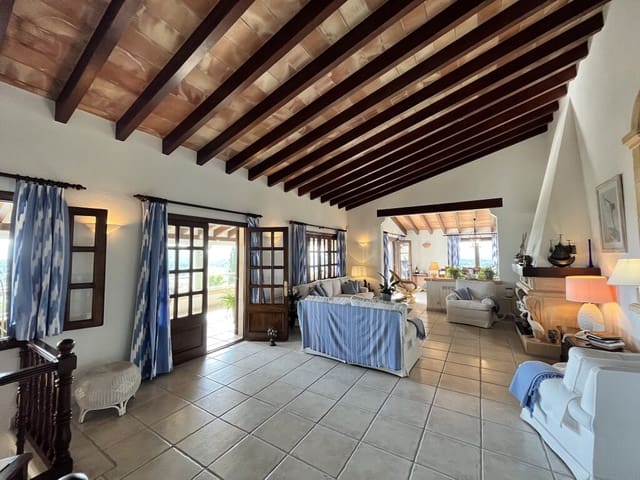 5 soverom Villa til salgs i Pollensa / Pollença med svømmebasseng garasje - € 1 800 000 (Ref: 10042676)