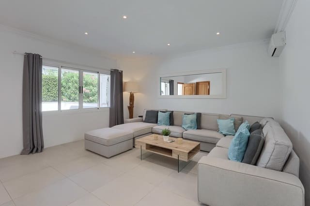 3 soveværelse Villa til salg i Mal Pas-Bon Aire, Alcúdia med swimmingpool - € 975.000 (Ref: 10061426)