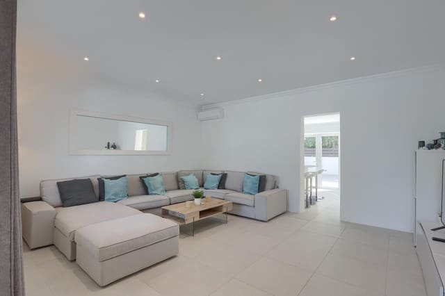 3 soveværelse Villa til salg i Mal Pas-Bon Aire, Alcúdia med swimmingpool - € 975.000 (Ref: 10061426)