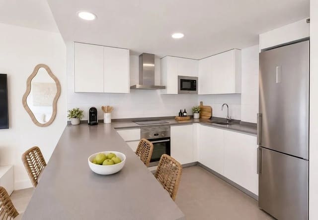 2 Zimmer Apartment zu verkaufen in Santa Ponsa, Calvià mit Pool Garage - 715.000 € (Ref: 10075463)