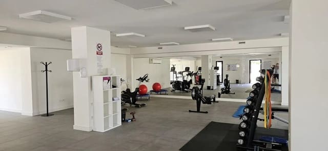 2 Zimmer Apartment zu verkaufen in Santa Ponsa, Calvià mit Pool Garage - 715.000 € (Ref: 10075463)
