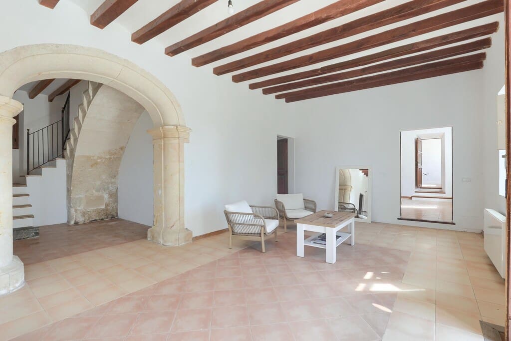 7 Zimmer Haus zu verkaufen in Campanet mit Pool Garage - 1.520.000 € (Ref: 10094340)