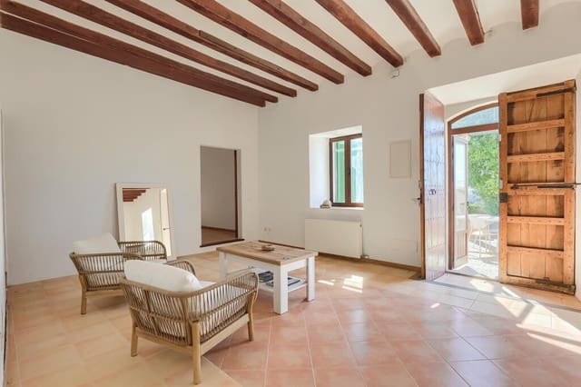 7 Zimmer Haus zu verkaufen in Campanet mit Pool Garage - 1.520.000 € (Ref: 10094340)