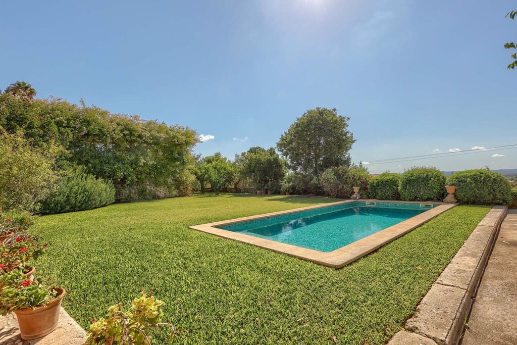 7 Zimmer Haus zu verkaufen in Campanet mit Pool Garage - 1.520.000 € (Ref: 10094340)