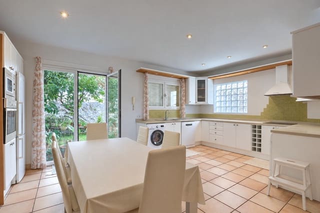 3 slaapkamer Huis te koop in Santa Ponsa, Calvià met garage - € 650.000 (Ref: 10097632)