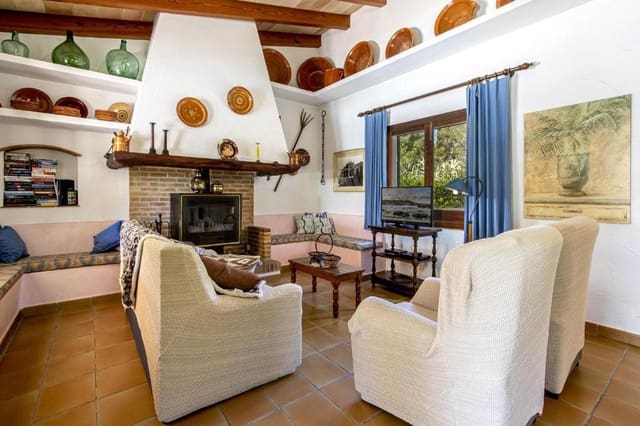 3 slaapkamer Finca/Landhuis te koop in Pollensa / Pollença met zwembad - € 745.000 (Ref: 10109083)