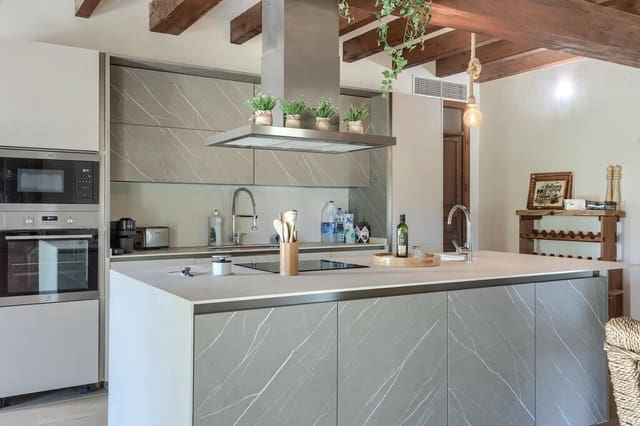 5 sypialnia Finka/Dom wiejski na sprzedaż w Búger z basenem garażem - 2 150 000 € (Ref: 10135857)