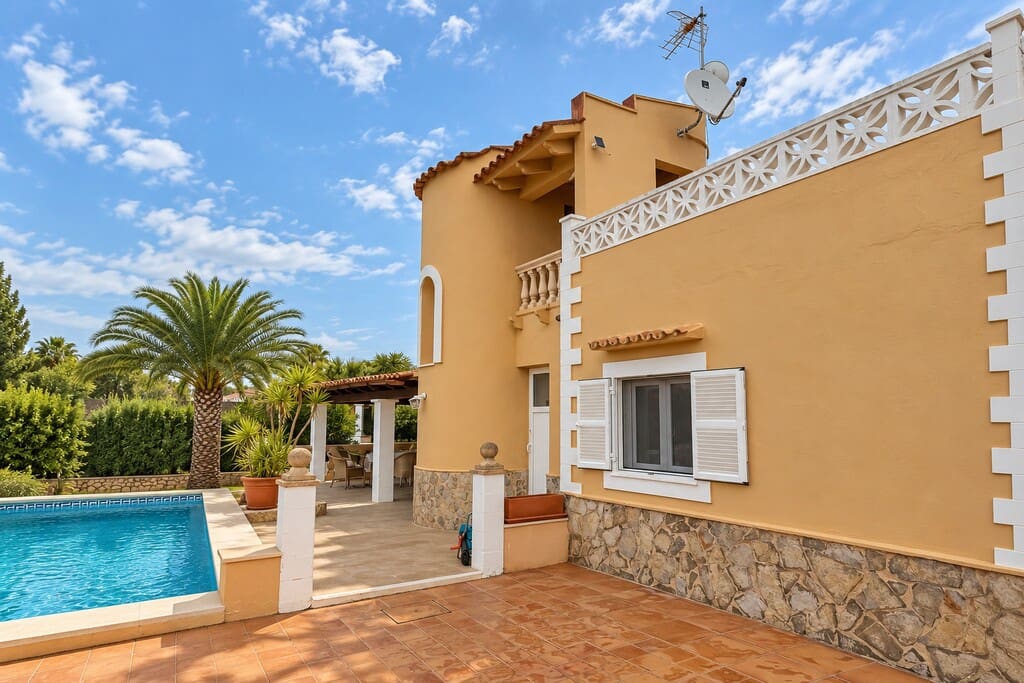4 quarto Quinta/Casa Rural para venda em Llucmajor com piscina garagem - 990 000 € (Ref: 10139374)