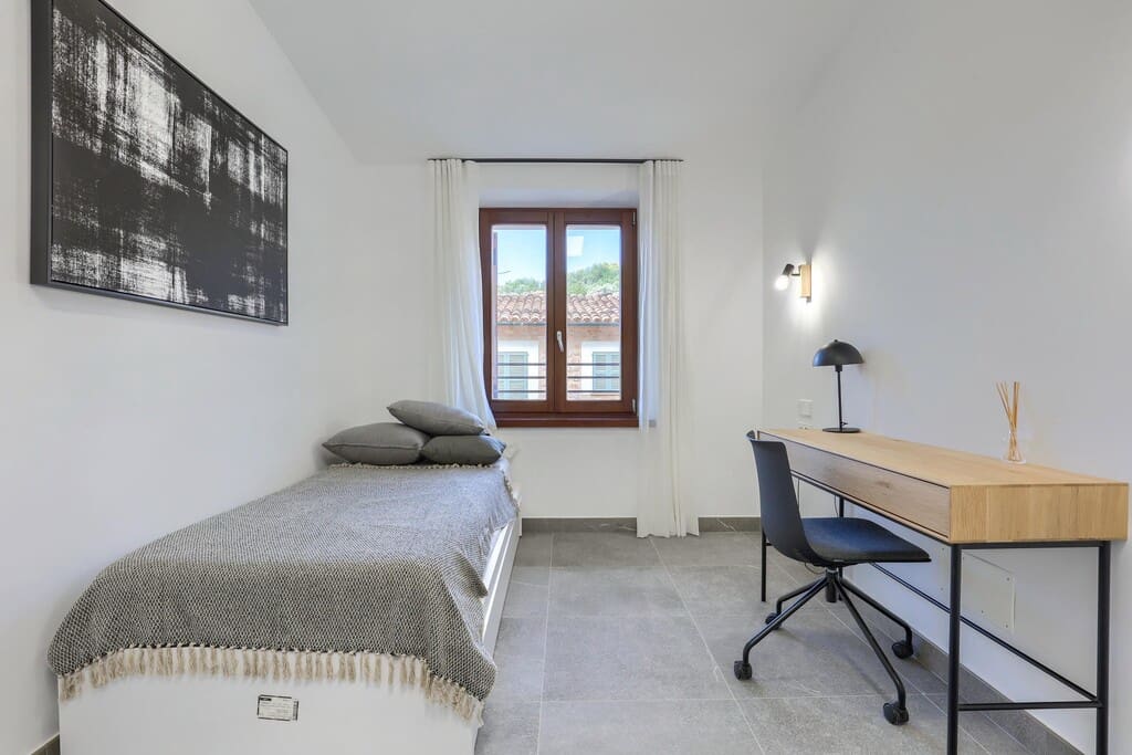 4 soveværelse Byhus til salg i Fornalutx med swimmingpool garage - € 1.550.000 (Ref: 10164786)