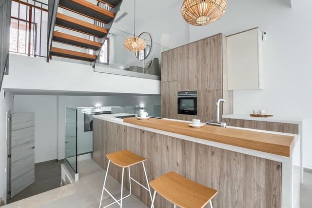 4 soveværelse Byhus til salg i Fornalutx med swimmingpool garage - € 1.550.000 (Ref: 10164786)
