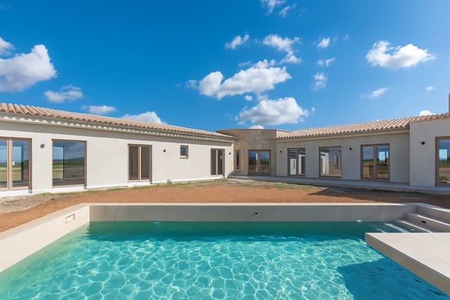 4 bedroom Finca/Country House for sale in Vilafranca de Bonany with pool - € 1,490,000 (Ref: 10166282)