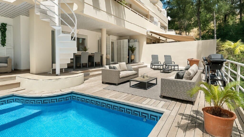 4 slaapkamer Appartement te koop in Bendinat met zwembad garage - € 1.695.000 (Ref: 10173319)