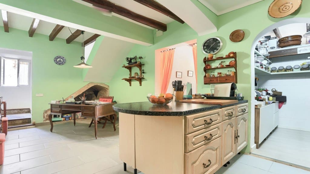 5 sovrum Hus till salu i Pollensa / Pollenca med garage - 690 000 € (Ref: 9528525)