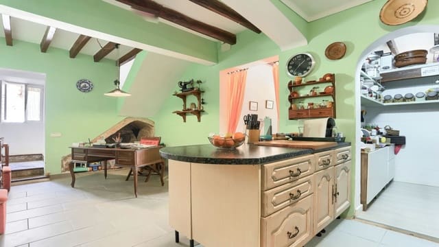 5 sovrum Hus till salu i Pollensa / Pollença med garage - 690 000 € (Ref: 9528525)