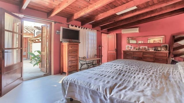 5 sovrum Hus till salu i Pollensa / Pollença med garage - 690 000 € (Ref: 9528525)