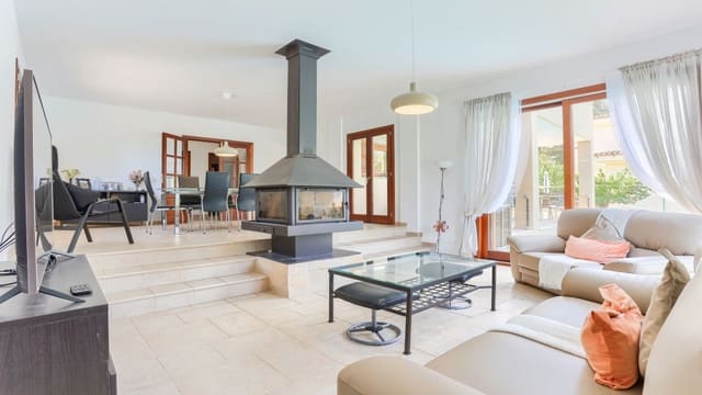Chalet de 5 habitaciones en Mal Pas-Bon Aire, Alcúdia en venta con piscina garaje - 1.200.000 € (Ref: 9528527)