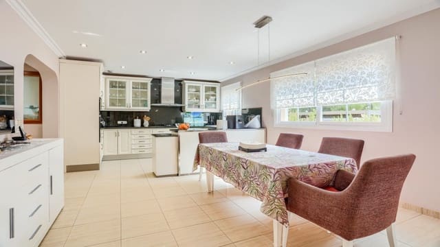 4 chambre Villa/Maison à vendre à Marratxí avec piscine - 1 590 000 € (Ref: 9528528)