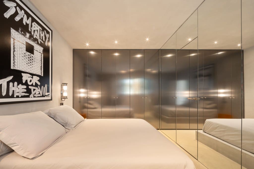 2 soverom Hus til salgs i Puerto de Alcudia med svømmebasseng garasje - € 1 100 000 (Ref: 9528529)