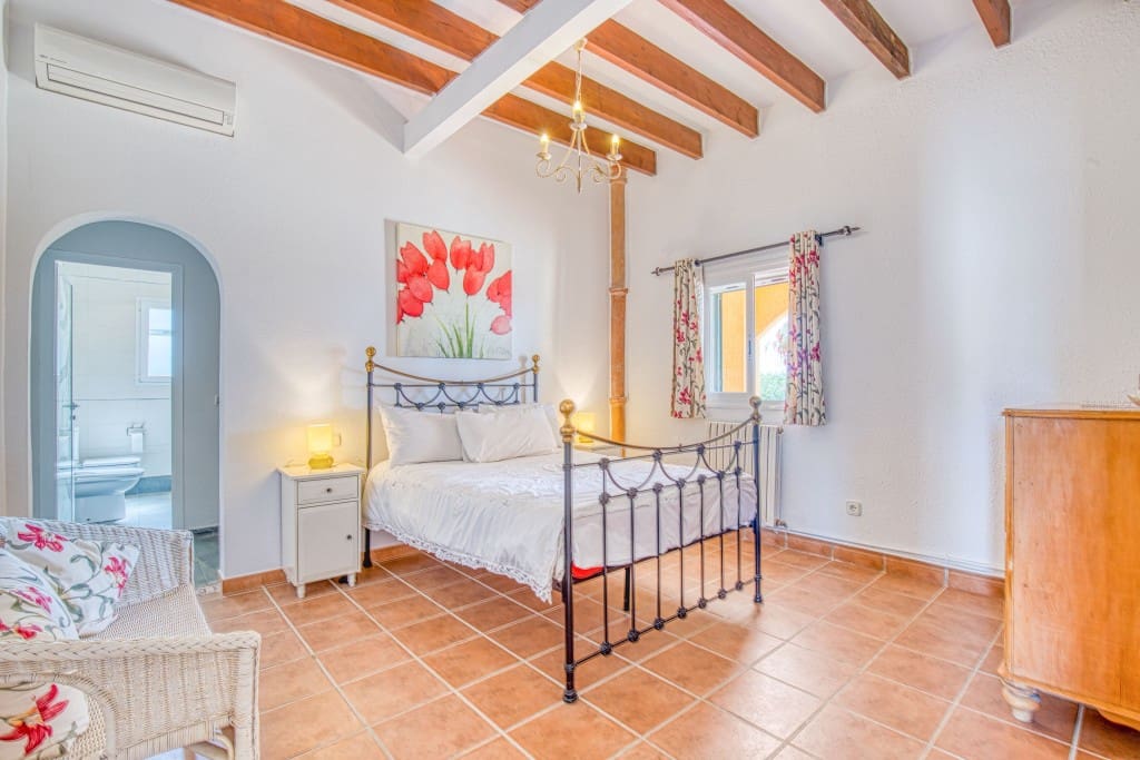 4 bedroom Finca/Country House for sale in Llucmajor with pool garage - € 1,295,000 (Ref: 9528532)