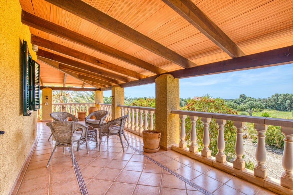 4 bedroom Finca/Country House for sale in Llucmajor with pool garage - € 1,295,000 (Ref: 9528532)