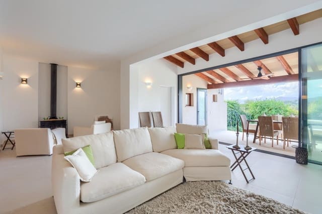 3 makuuhuone Omakotitalo myytävänä paikassa Llubí mukana uima-altaan 
autotalli - 1 320 000 € (Ref: 9528538)