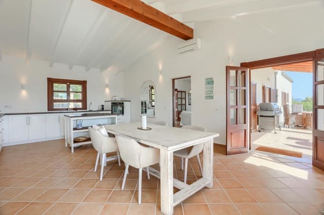 5 quarto Quinta/Casa Rural para venda em Manacor com piscina garagem - 2 395 000 € (Ref: 9528540)