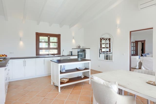 5 quarto Quinta/Casa Rural para venda em Manacor com piscina garagem - 2 395 000 € (Ref: 9528540)