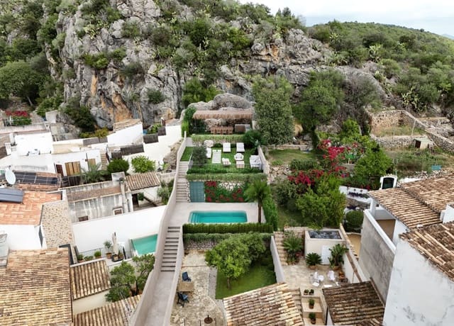 4 slaapkamer Huis te koop in Pollensa / Pollença met zwembad - € 2.200.000 (Ref: 9528542)