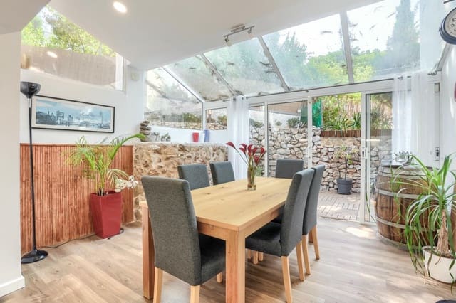 3 soverom Hus til salgs i Portals Nous, Calvià med svømmebasseng garasje - € 745 000 (Ref: 9528543)