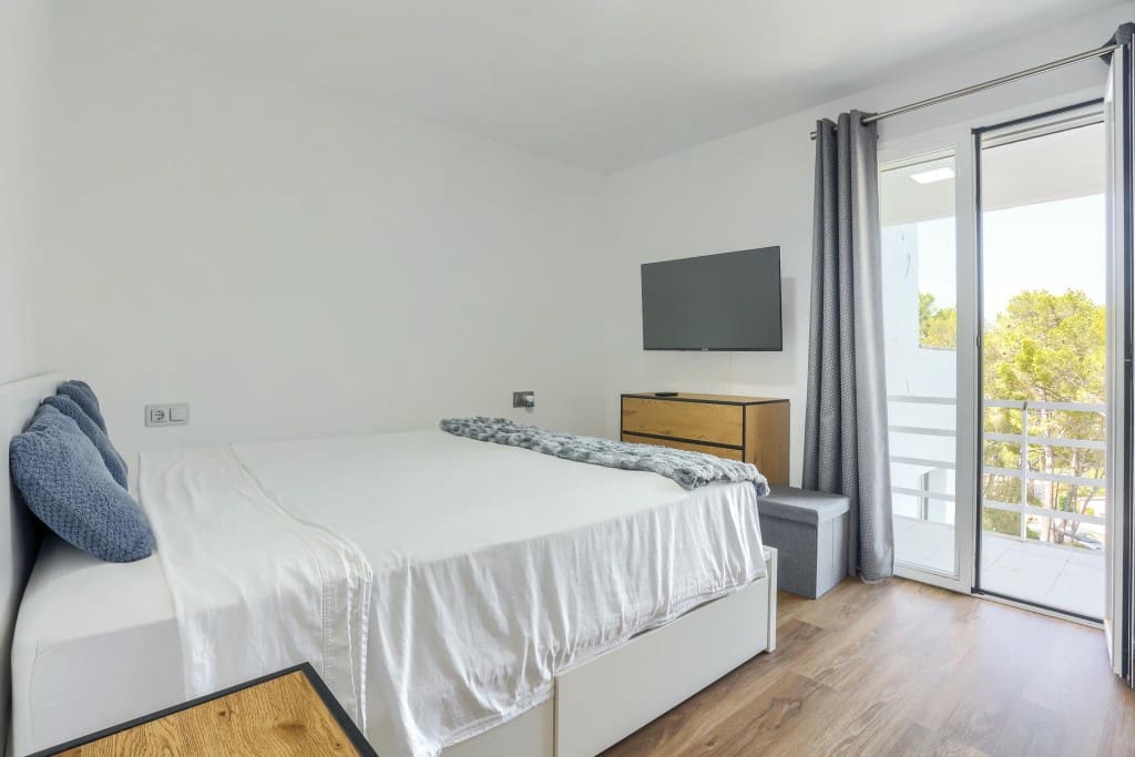 3 soverom Hus til salgs i Portals Nous med svømmebasseng garasje - € 745 000 (Ref: 9528543)