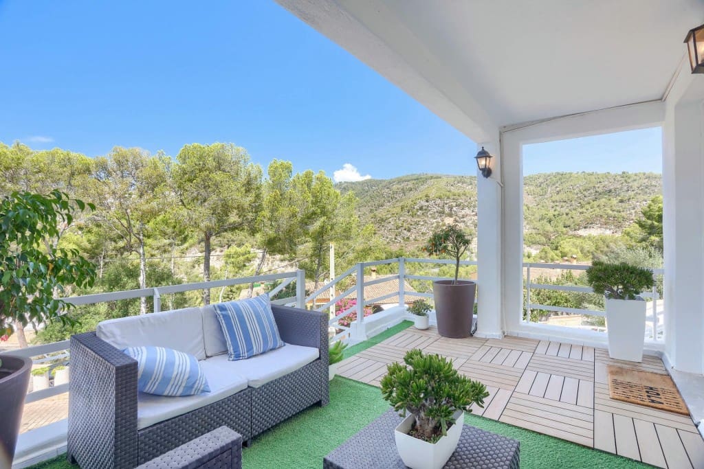 3 soverom Hus til salgs i Portals Nous med svømmebasseng garasje - € 745 000 (Ref: 9528543)