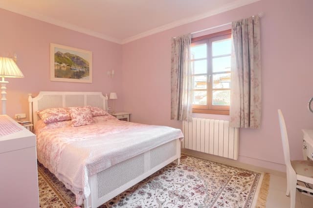 4 soverom Hus til salgs i Pollensa / Pollença med garasje - € 1 450 000 (Ref: 9528561)